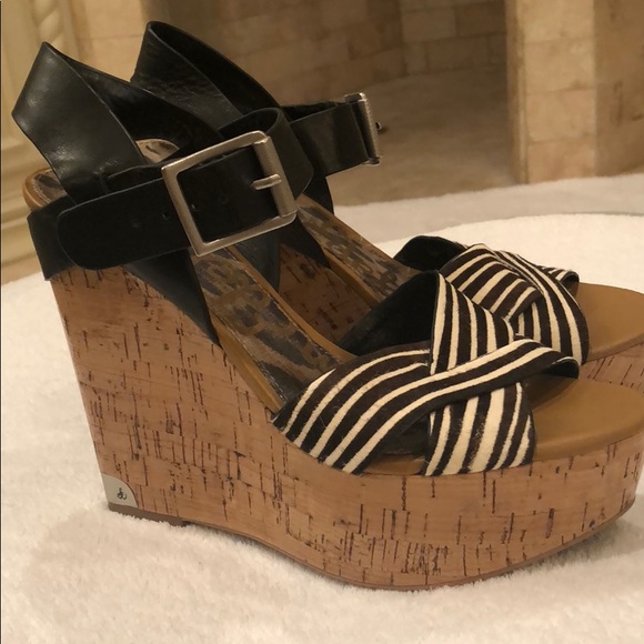 Sam Edelman black and white striped wedges - Picture 2 of 6
